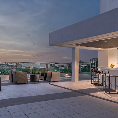 Park Inn By Radisson Bacolod Esterno foto