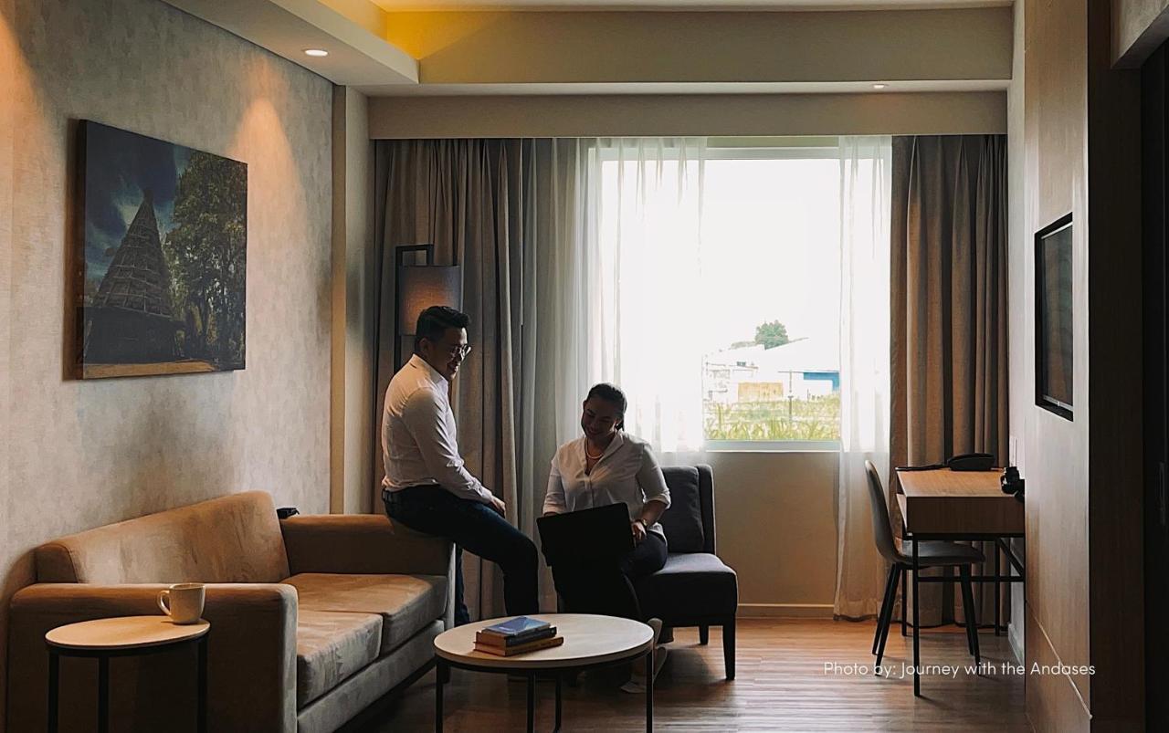 Park Inn By Radisson Bacolod Esterno foto
