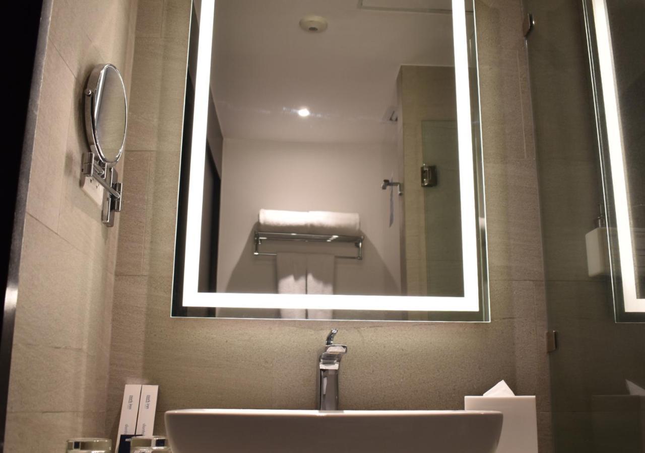 Park Inn By Radisson Bacolod Esterno foto