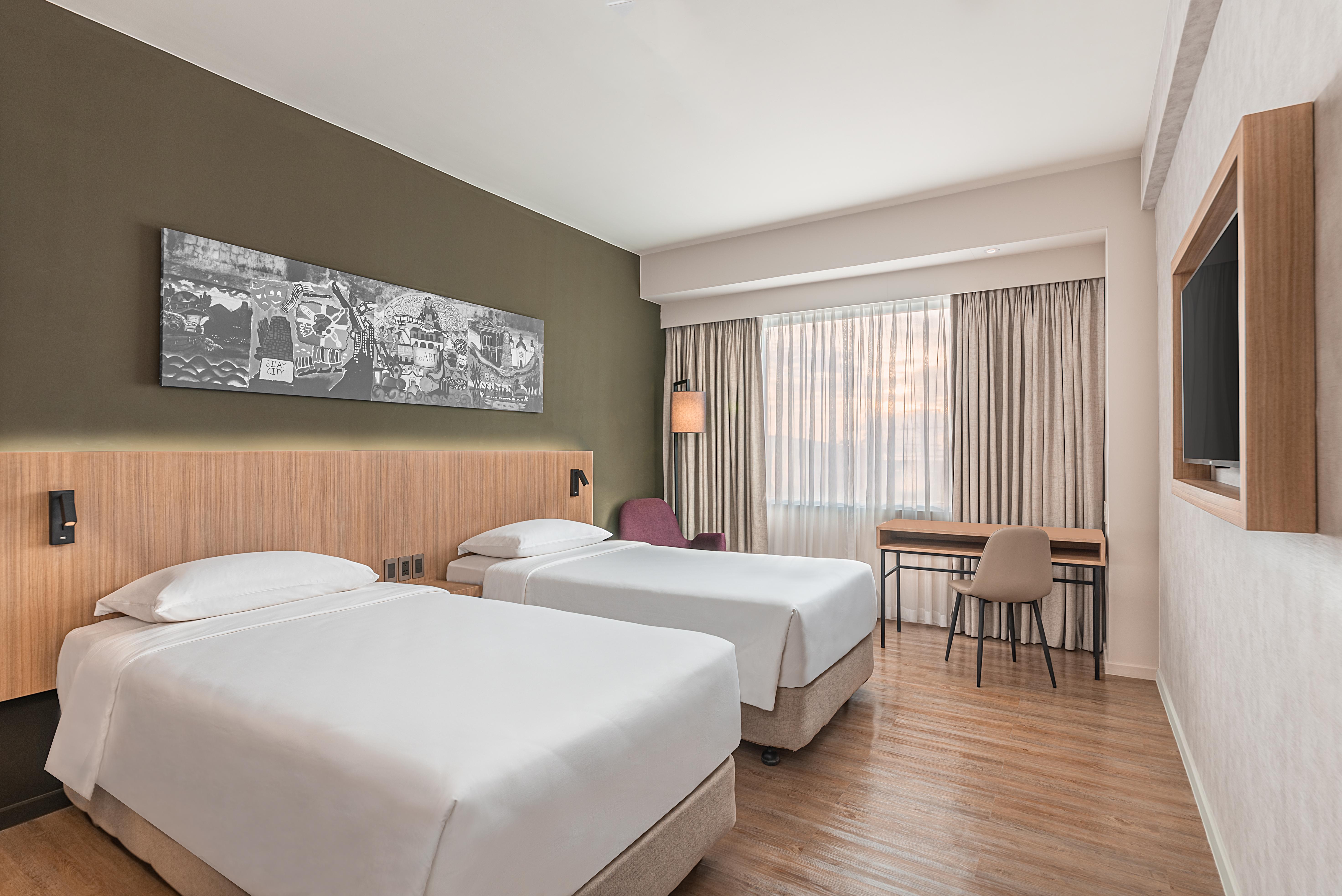 Park Inn By Radisson Bacolod Esterno foto
