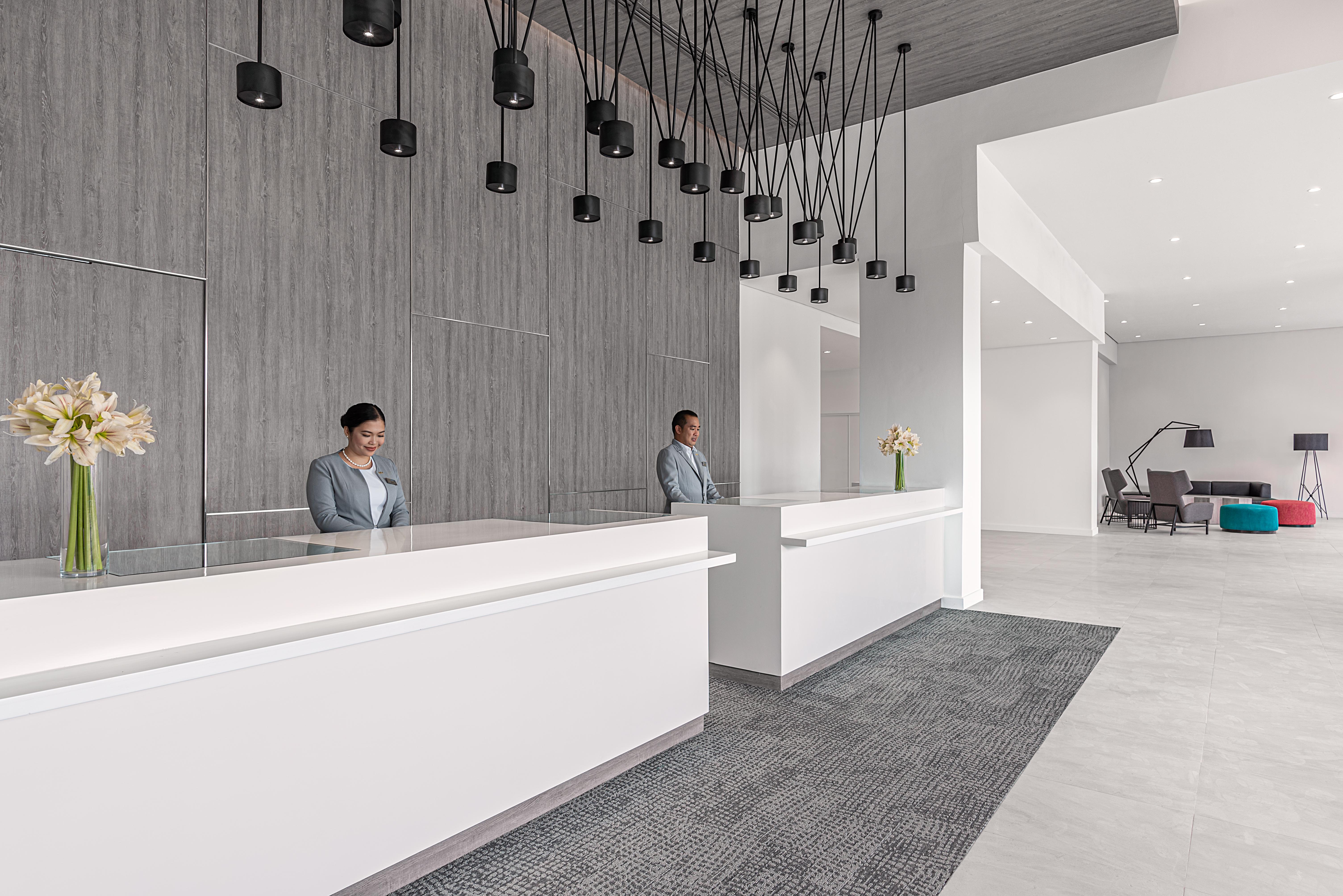 Park Inn By Radisson Bacolod Esterno foto