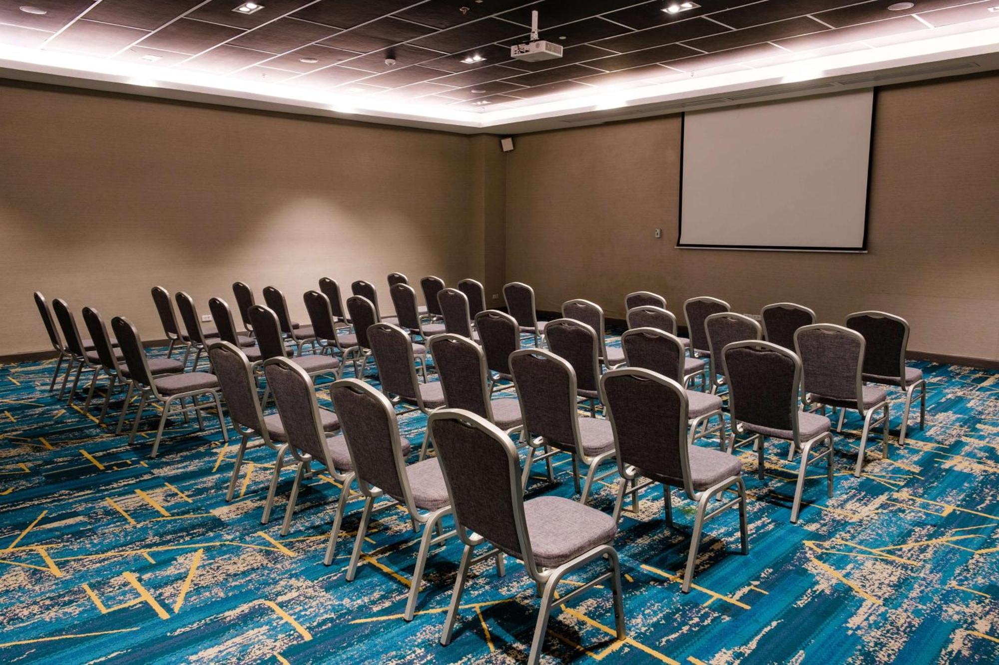 Park Inn By Radisson Bacolod Esterno foto